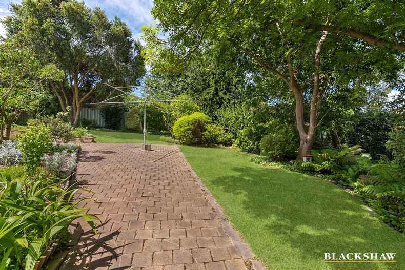 14 Badenoch Crescent Evatt 14 Badenoch Crescent Evatt