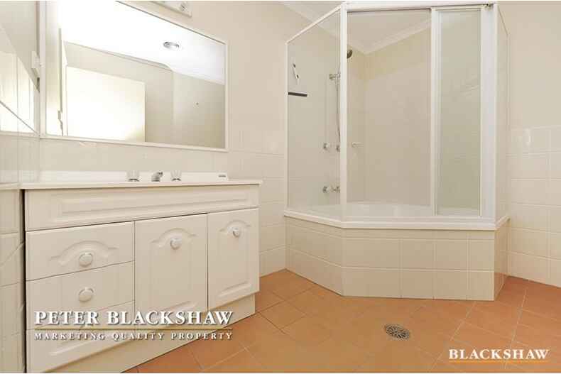 34/92 Casey Crescent Calwell