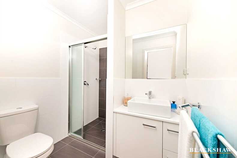 7/87 Antill Street Downer