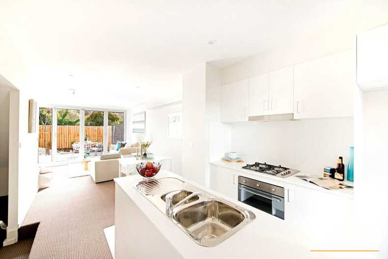 7/87 Antill Street Downer