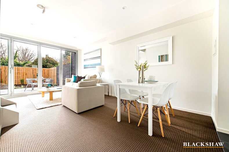 7/87 Antill Street Downer