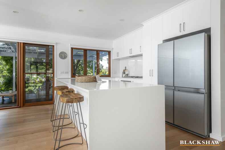 11 Mowle Place Weetangera