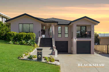 6 Cox Place Sunshine Bay