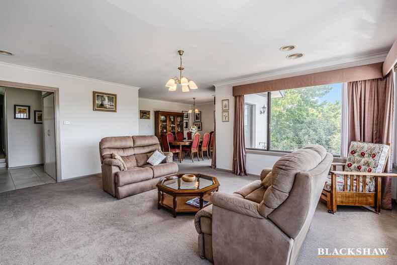 2 Eleanora Street Fisher