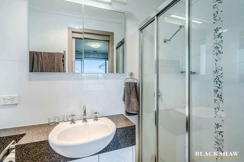 2 Eleanora Street Fisher