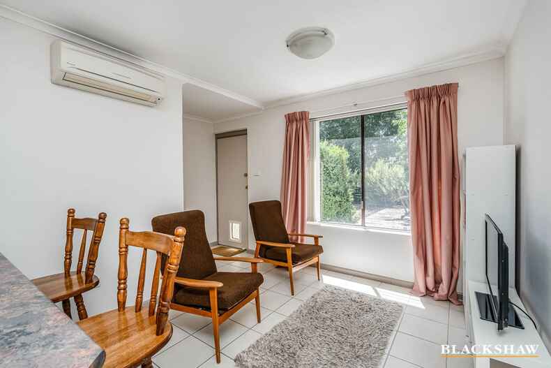 2 Eleanora Street Fisher