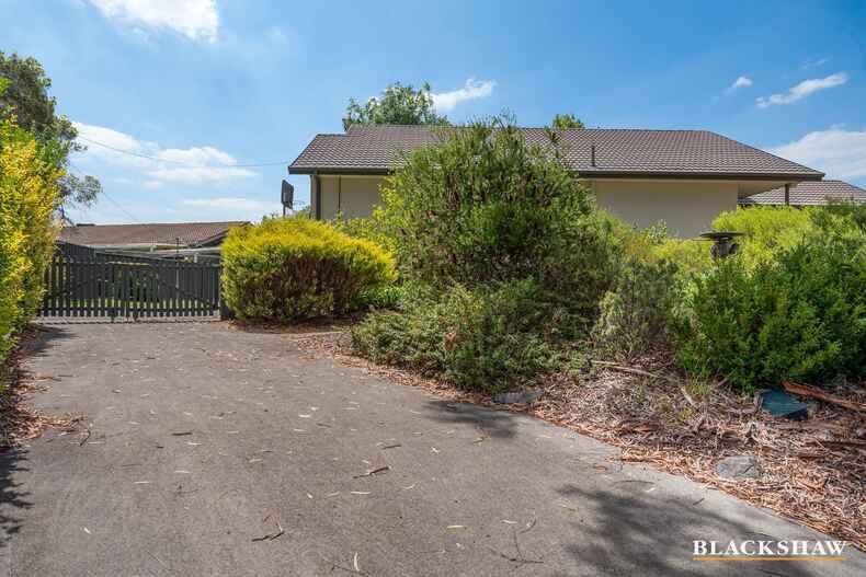 2 Eleanora Street Fisher