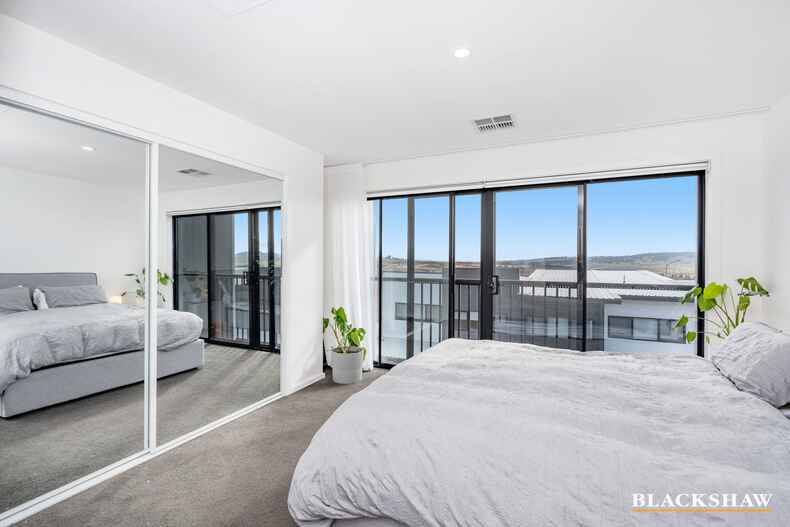21/2 Eureka Way Denman Prospect