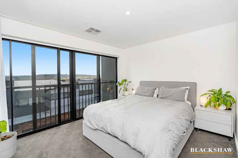 21/2 Eureka Way Denman Prospect