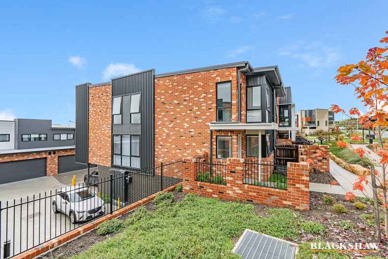 21/2 Eureka Way Denman Prospect