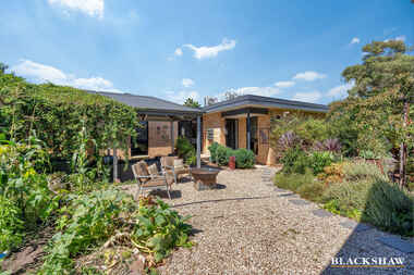 4 Feltus Place Kambah