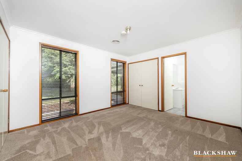 156 Knoke Avenue Gordon