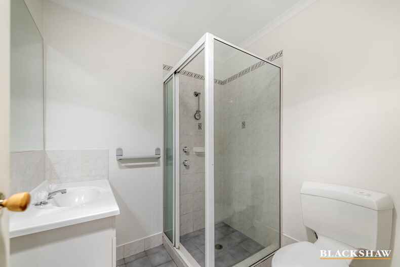 156 Knoke Avenue Gordon