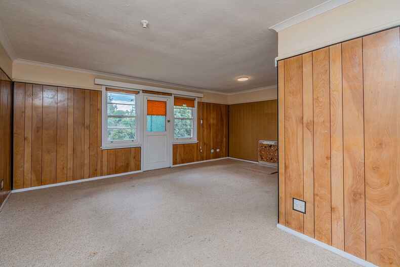 35 MacDonnell Street Yarralumla 35 MacDonnell Street Yarralumla