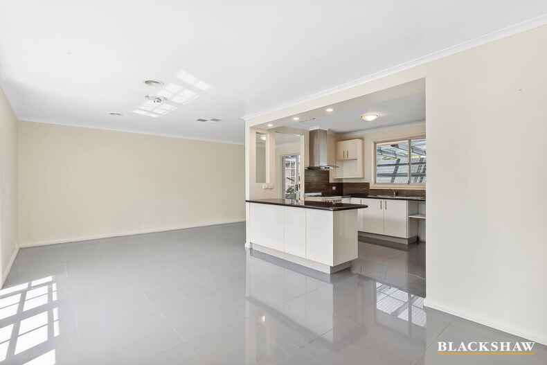 5 Dewar Place Evatt 5 Dewar Place Evatt