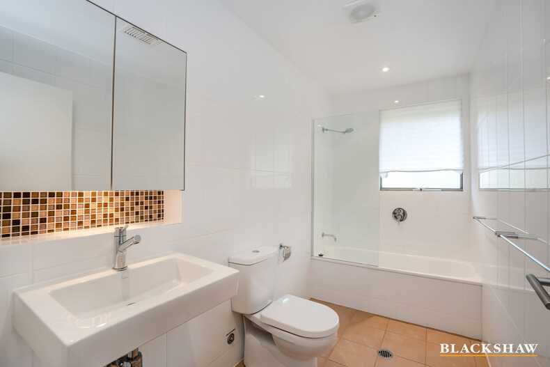 1/11 Cordeaux Street Duffy