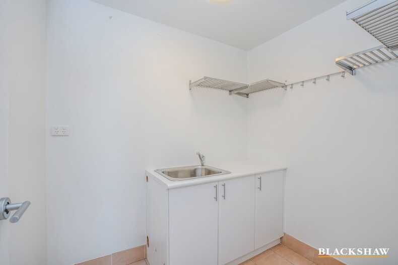 1/11 Cordeaux Street Duffy