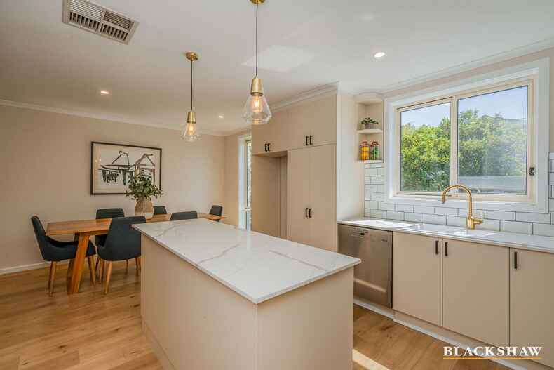 18 Mirrool Street Duffy 18 Mirrool Street Duffy