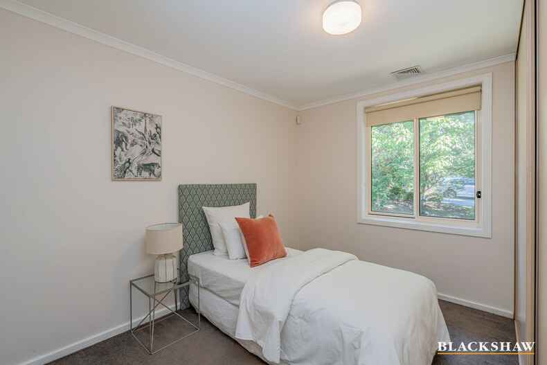 18 Mirrool Street Duffy 18 Mirrool Street Duffy