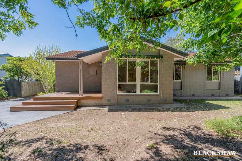 18 Mirrool Street Duffy 18 Mirrool Street Duffy