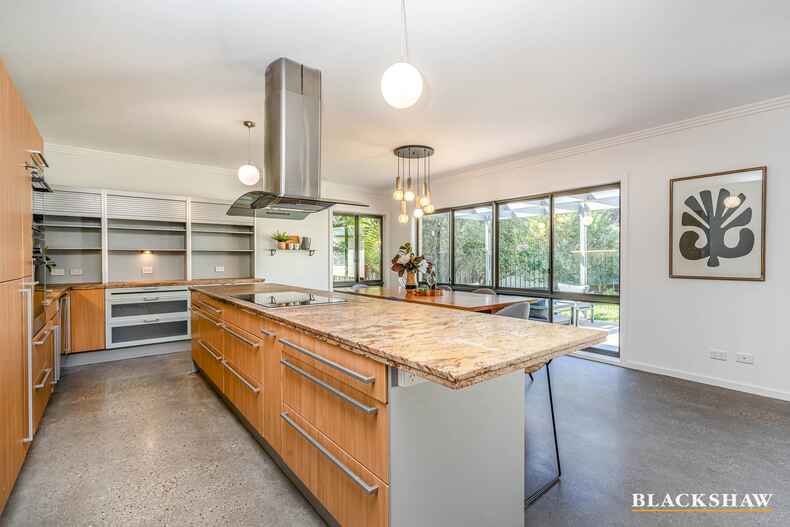 31 Calder Crescent Holder