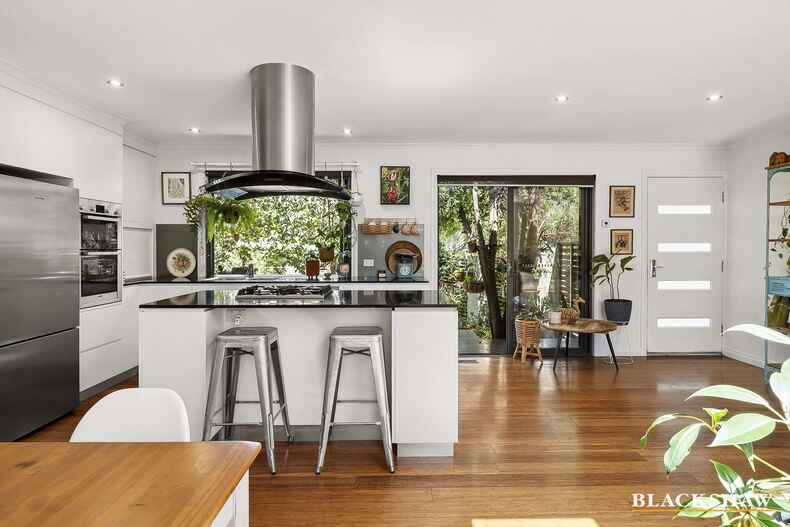 10 Leycester Place Charnwood 10 Leycester Place Charnwood