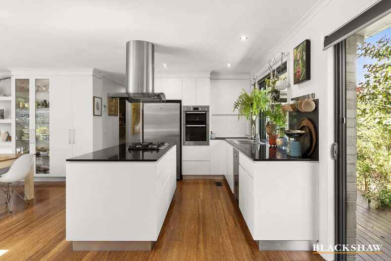 10 Leycester Place Charnwood 10 Leycester Place Charnwood