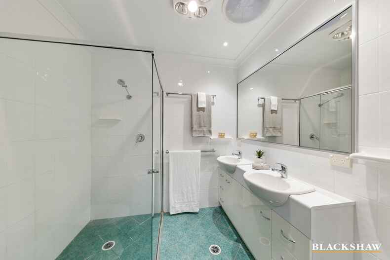 70 Banks Street Yarralumla 70 Banks Street Yarralumla