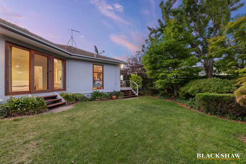 70 Banks Street Yarralumla 70 Banks Street Yarralumla