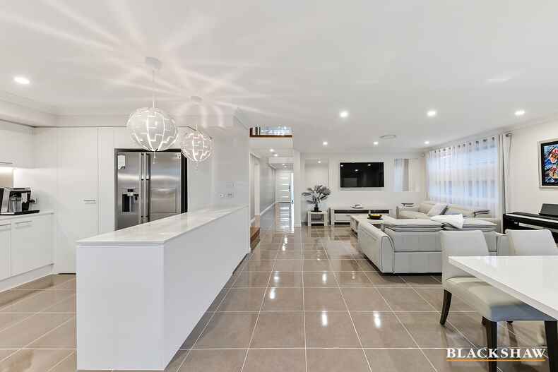 5 Xenica Street Wright