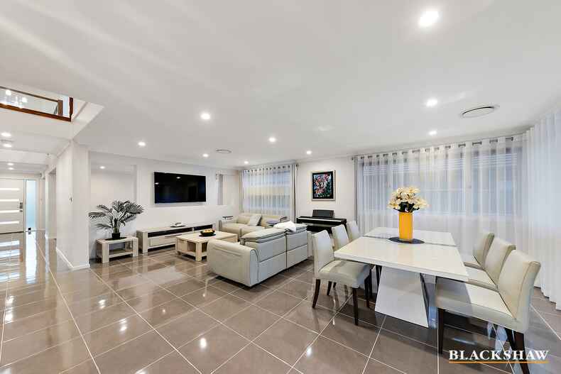 5 Xenica Street Wright