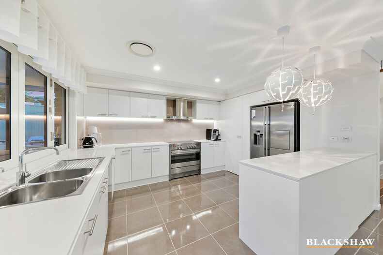 5 Xenica Street Wright