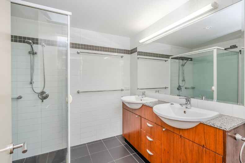 110/25 Macquarie St Barton 110/25 Macquarie St Barton