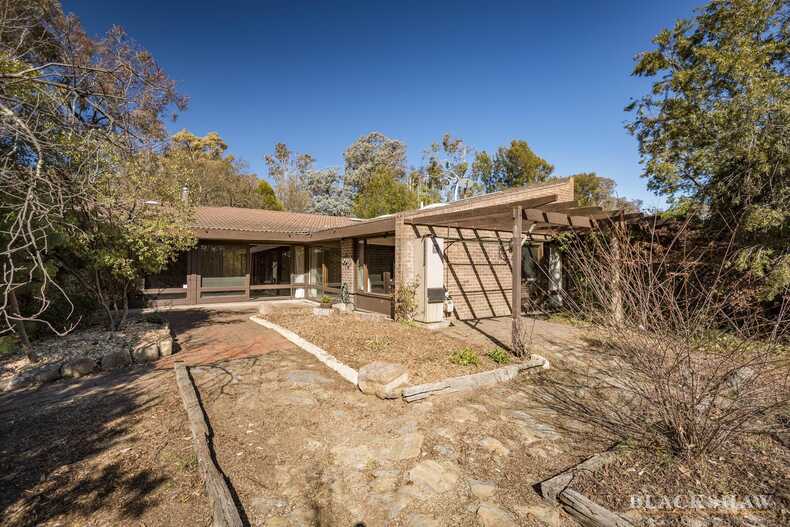 32/83 Crozier Circuit Kambah