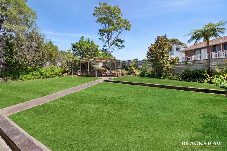 7 Hilltop Crescent Surf Beach 7 Hilltop Crescent Surf Beach