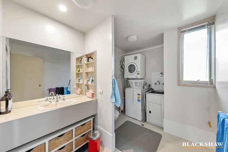 24/26 Macquarie Street Barton