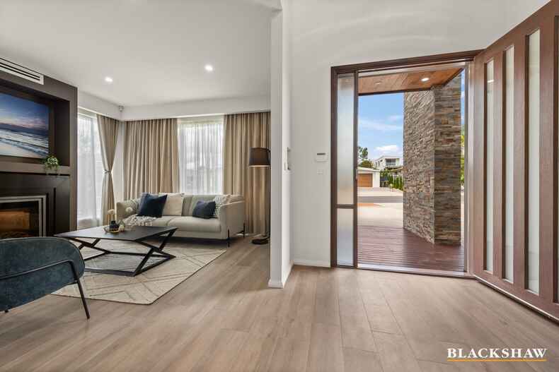 9 Redshaw Street Coombs 9 Redshaw Street Coombs