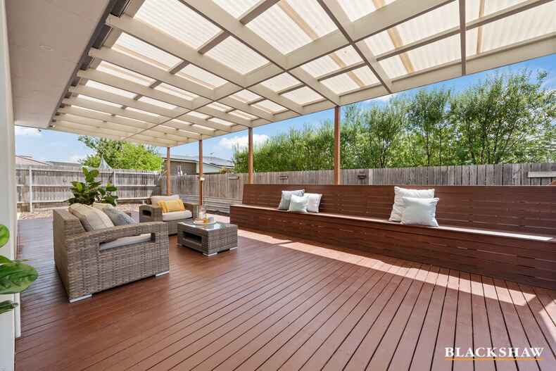 9 Redshaw Street Coombs 9 Redshaw Street Coombs