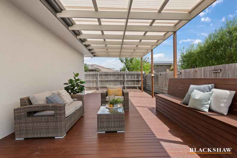 9 Redshaw Street Coombs 9 Redshaw Street Coombs