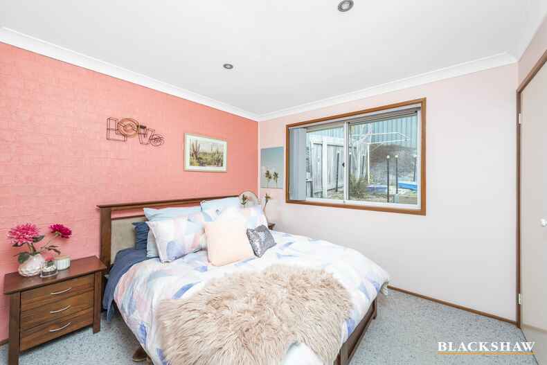 16/30 Darcy Close Gordon