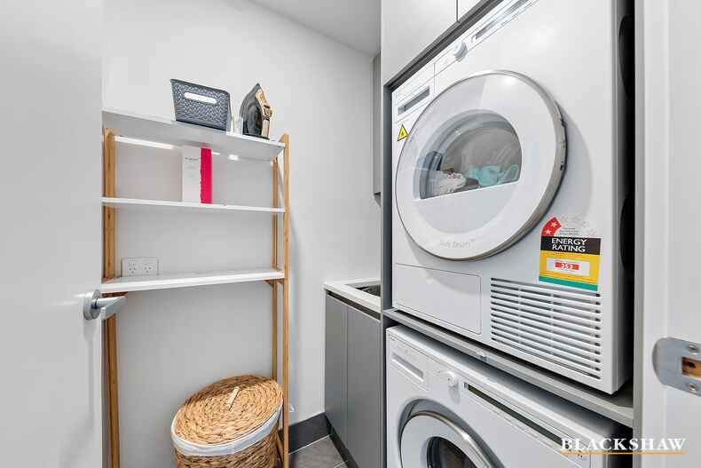 30/6 Lady Nelson Place Red Hill