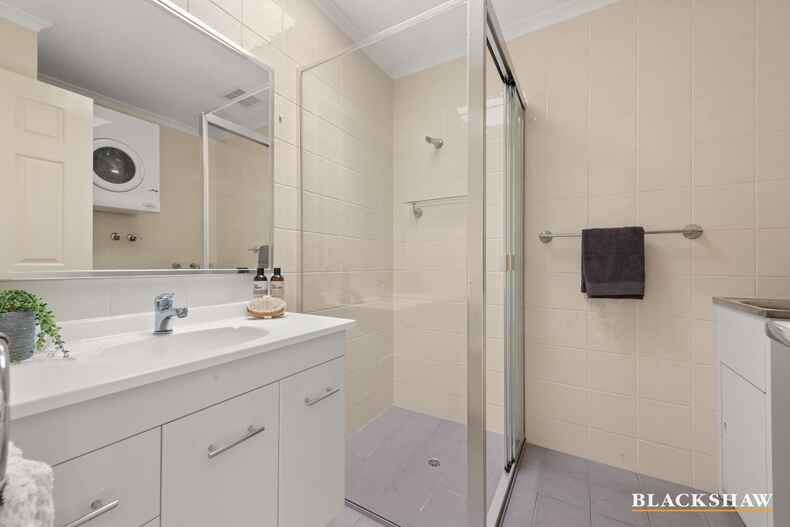 8/27 Leahy Close Narrabundah 8/27 Leahy Close Narrabundah