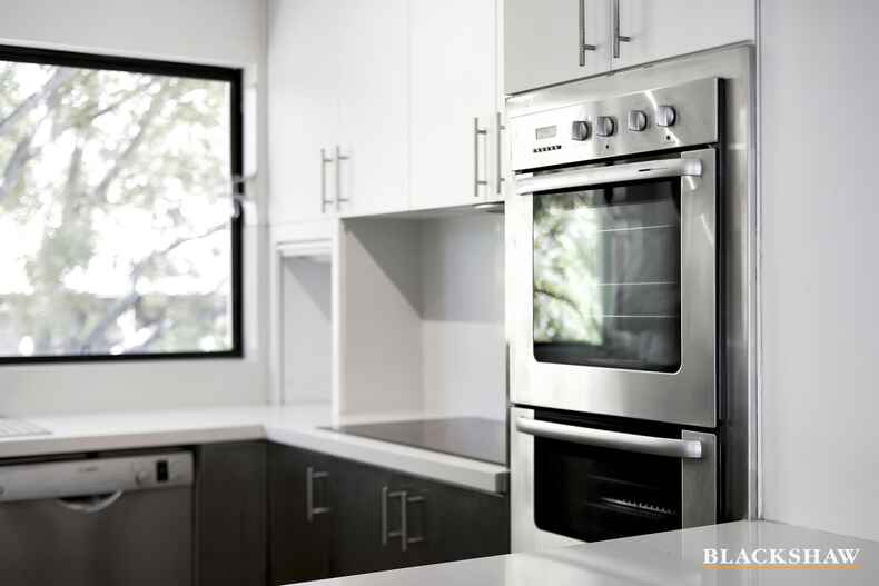 16 Gosman Close Oxley 16 Gosman Close Oxley