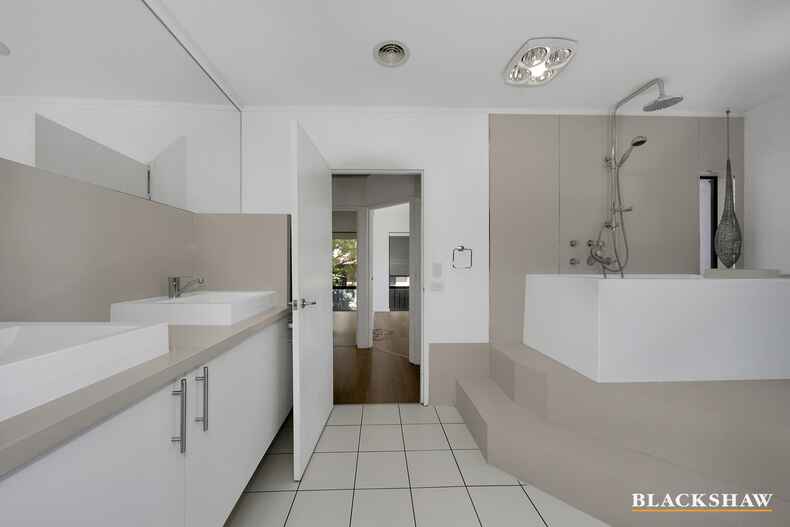 16 Gosman Close Oxley 16 Gosman Close Oxley