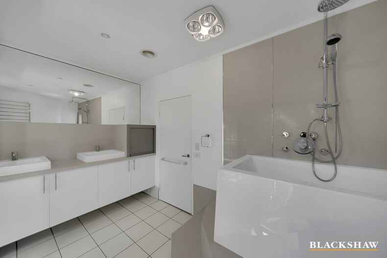 16 Gosman Close Oxley 16 Gosman Close Oxley