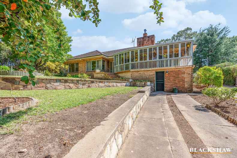 15 Links Road Yass 15 Links Road Yass