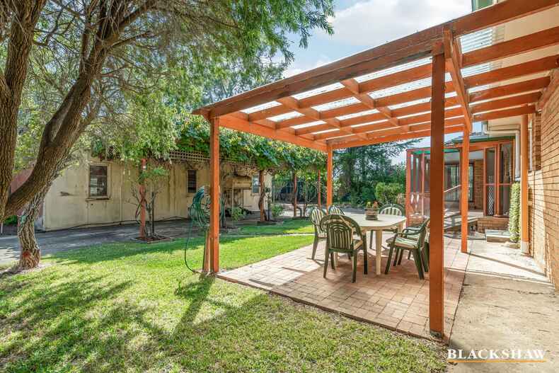 15 Links Road Yass 15 Links Road Yass