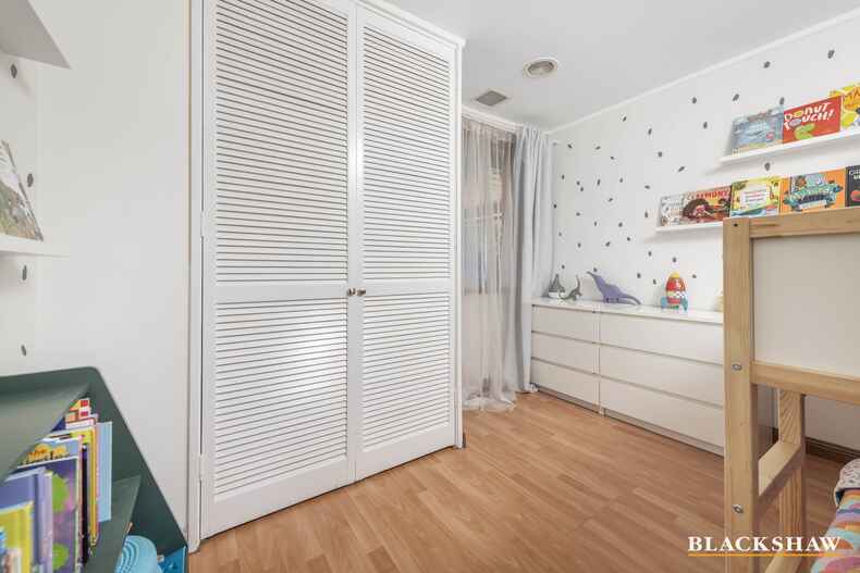 18 McCabe Crescent Holt 18 McCabe Crescent Holt