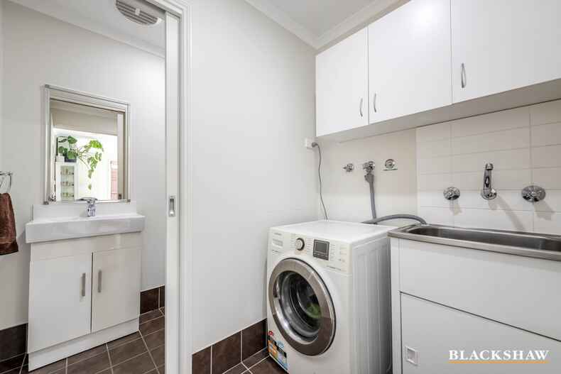 16 Siroset Close Dunlop 16 Siroset Close Dunlop