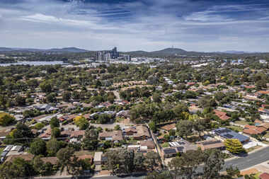 108 Ratcliffe Crescent Florey